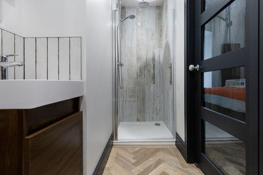 Bootique House - Luxury Group Accommodation In Wakefield Ngoại thất bức ảnh